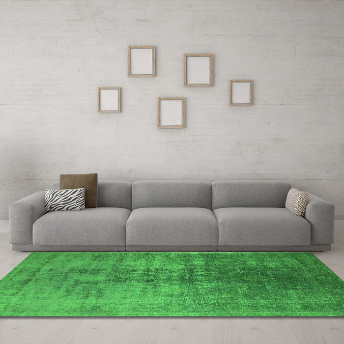 Machine Washable Oriental Green Industrial Area Rugs in a Living Room,, wshurb2409grn
