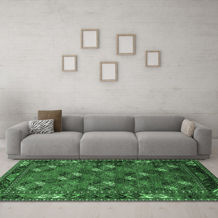 Machine Washable Oriental Emerald Green Industrial Area Rugs in a Living Room,, wshurb2412emgrn