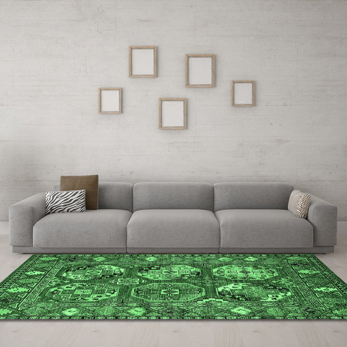 Machine Washable Oriental Emerald Green Industrial Area Rugs in a Living Room,, wshurb2414emgrn