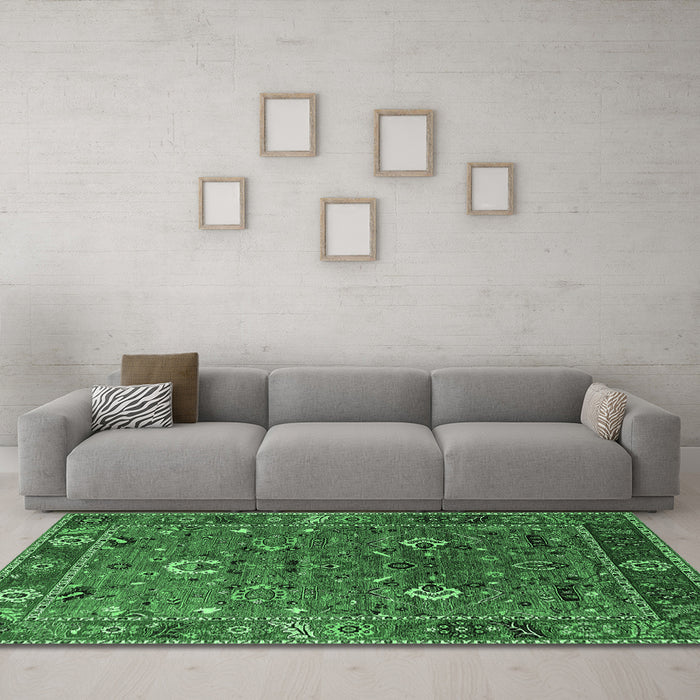 Machine Washable Oriental Emerald Green Traditional Area Rugs in a Living Room,, wshurb2415emgrn