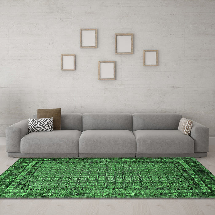 Machine Washable Oriental Emerald Green Industrial Area Rugs in a Living Room,, wshurb2416emgrn