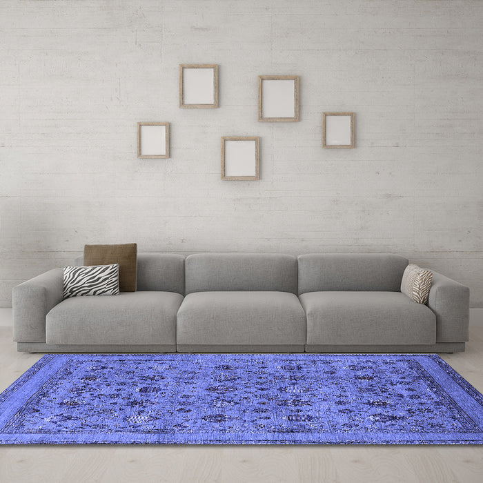 Machine Washable Oriental Blue Industrial Rug in a Living Room, wshurb2417blu