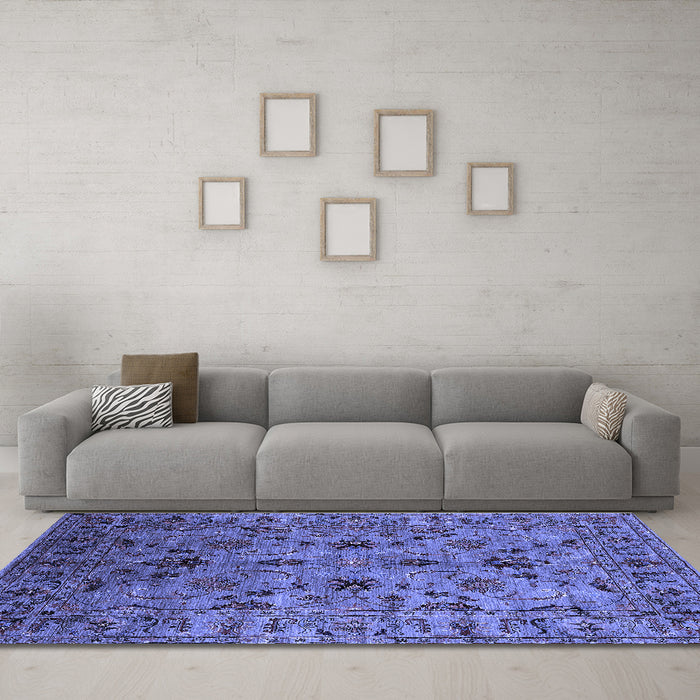 Machine Washable Oriental Blue Industrial Rug in a Living Room, wshurb2421blu