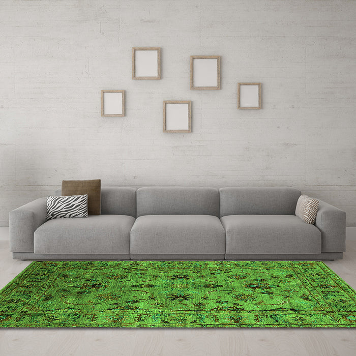 Machine Washable Oriental Green Industrial Area Rugs in a Living Room,, wshurb2421grn