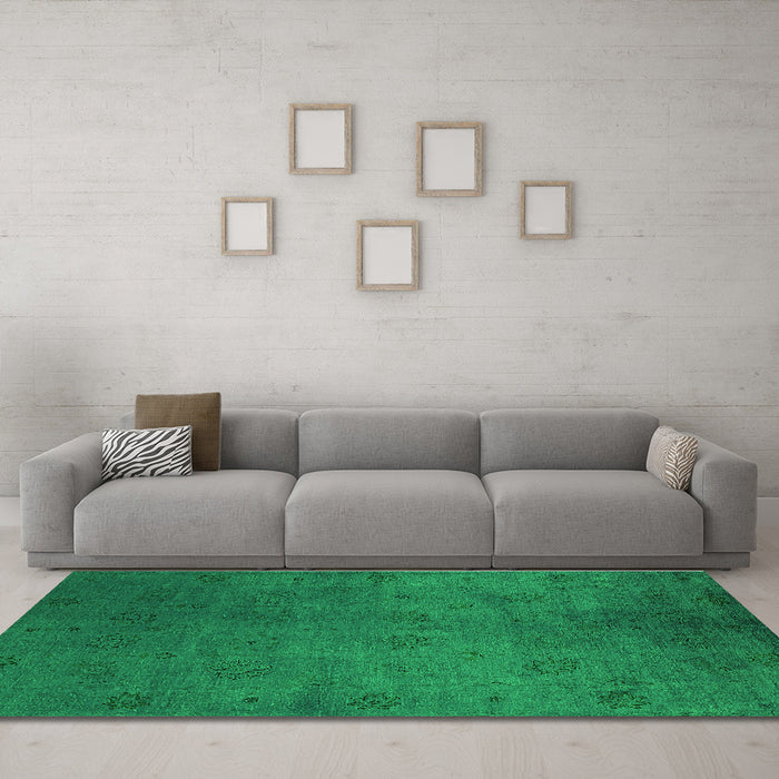 Machine Washable Oriental Green Industrial Area Rugs in a Living Room,, wshurb2449grn