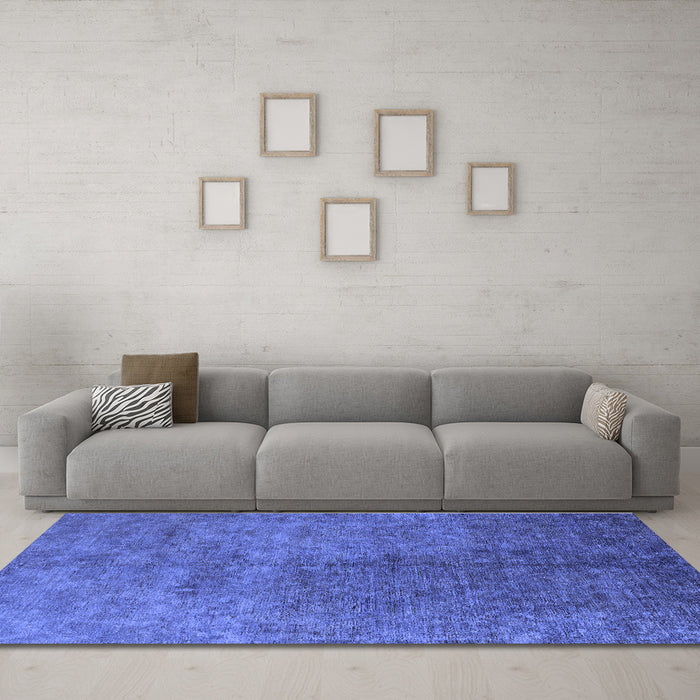 Machine Washable Oriental Blue Industrial Rug in a Living Room, wshurb2451blu