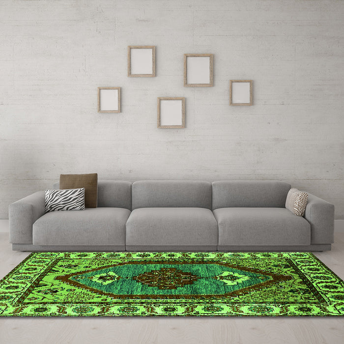 Machine Washable Oriental Green Industrial Area Rugs in a Living Room,, wshurb2452grn