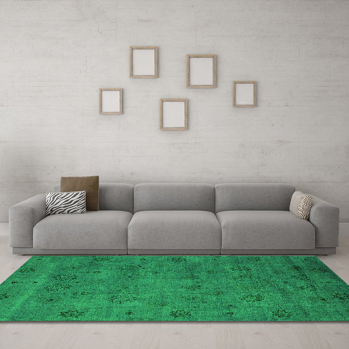 Machine Washable Oriental Green Industrial Area Rugs in a Living Room,, wshurb2453grn