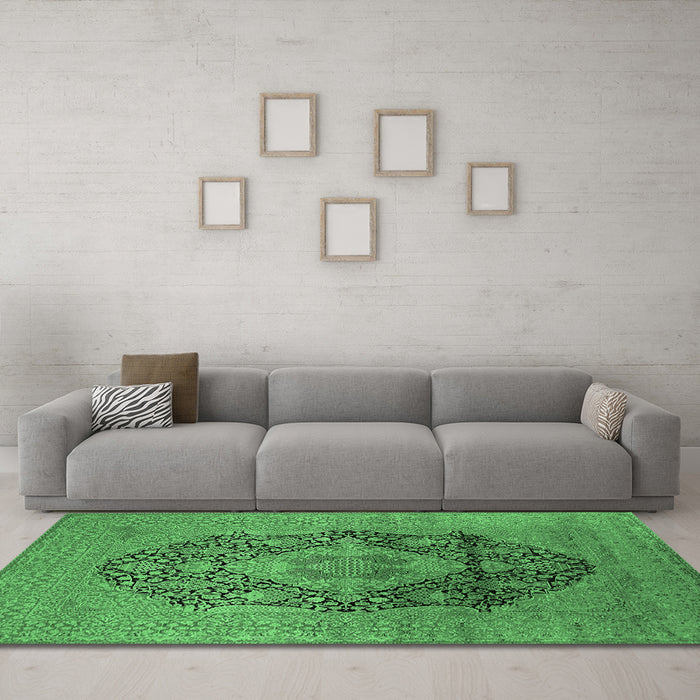 Machine Washable Oriental Emerald Green Industrial Area Rugs in a Living Room,, wshurb2460emgrn