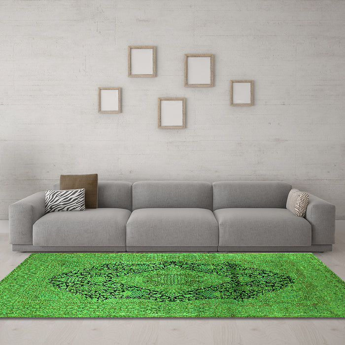 Machine Washable Oriental Green Industrial Area Rugs in a Living Room,, wshurb2460grn