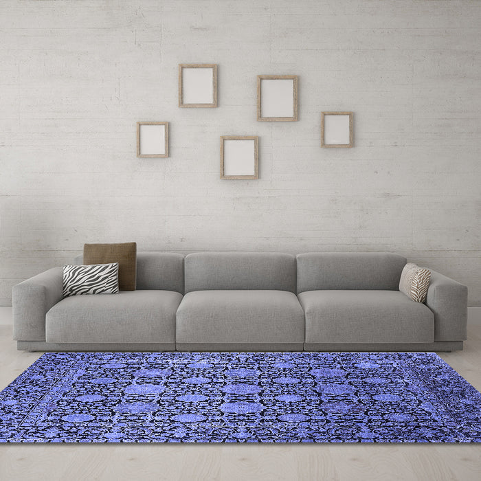 Machine Washable Oriental Blue Industrial Rug in a Living Room, wshurb2461blu