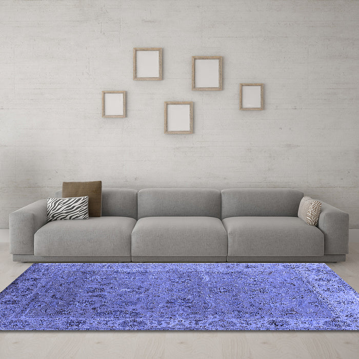 Machine Washable Oriental Blue Industrial Rug in a Living Room, wshurb2462blu