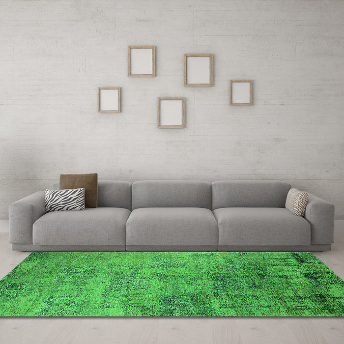 Machine Washable Oriental Green Industrial Area Rugs in a Living Room,, wshurb2465grn