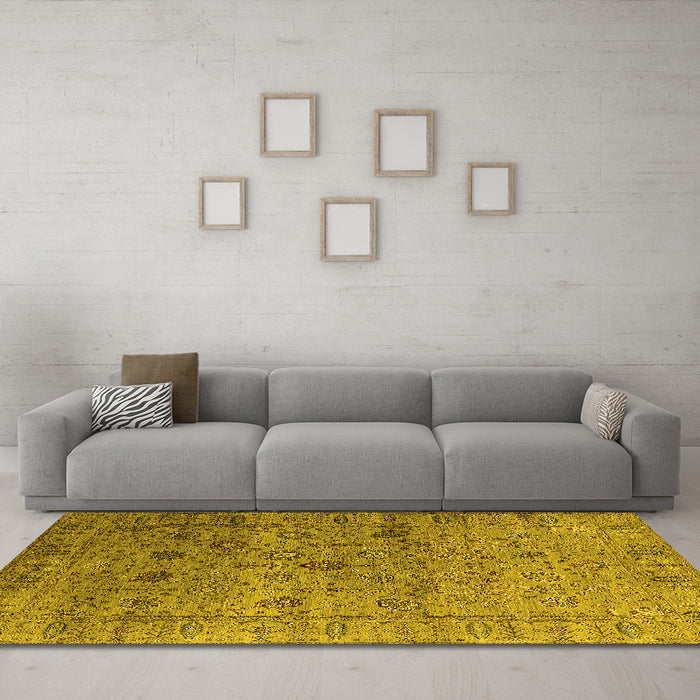 Machine Washable Oriental Yellow Industrial Rug in a Living Room, wshurb2474yw
