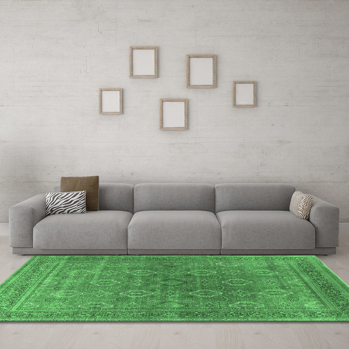 Machine Washable Oriental Emerald Green Industrial Area Rugs in a Living Room,, wshurb2478emgrn