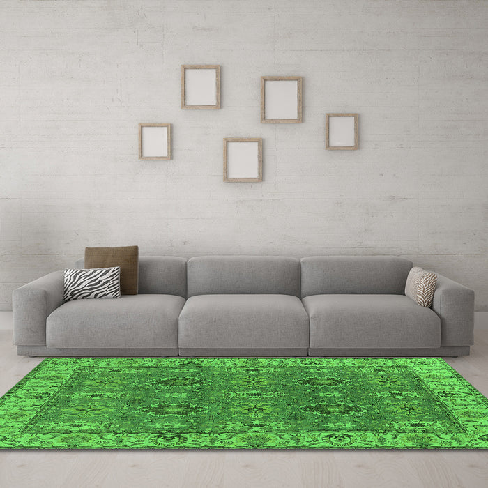 Machine Washable Oriental Green Industrial Area Rugs in a Living Room,, wshurb2483grn