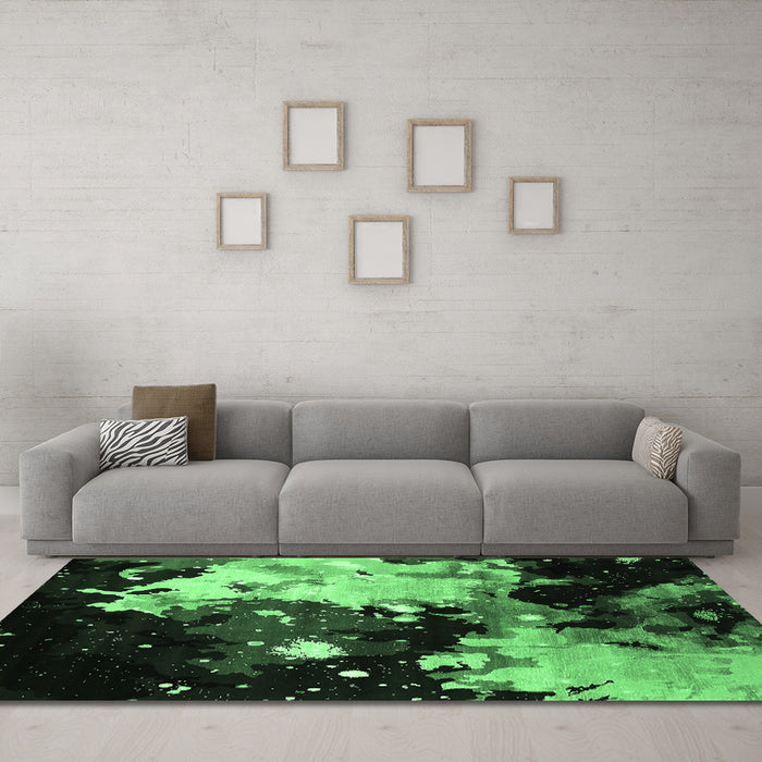 Machine Washable Oriental Emerald Green Industrial Area Rugs in a Living Room,, wshurb2485emgrn