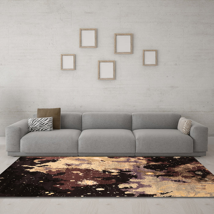 Machine Washable Oriental Brown Industrial Rug in a Living Room,, wshurb2485brn