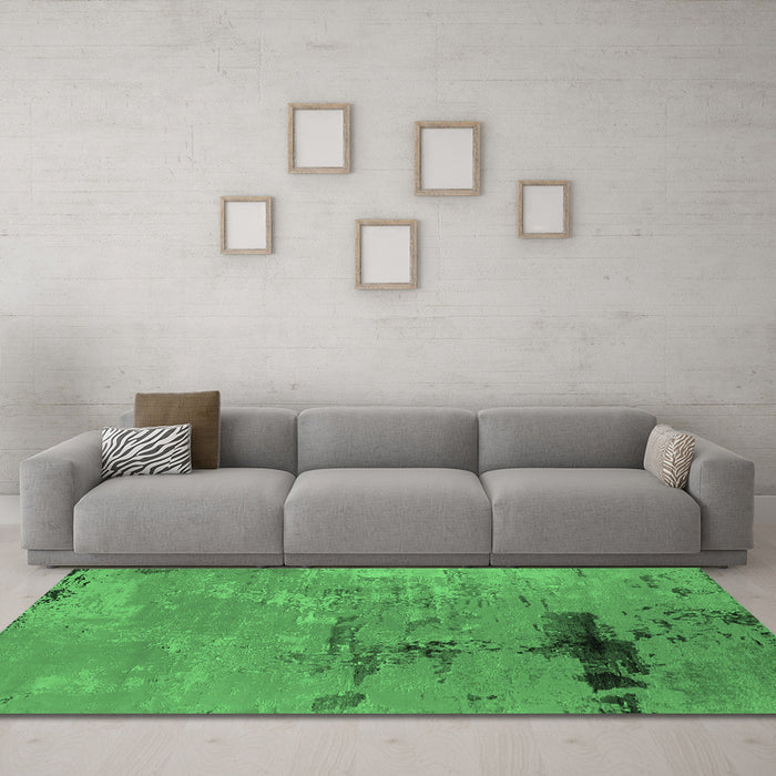 Machine Washable Oriental Emerald Green Industrial Area Rugs in a Living Room,, wshurb2486emgrn