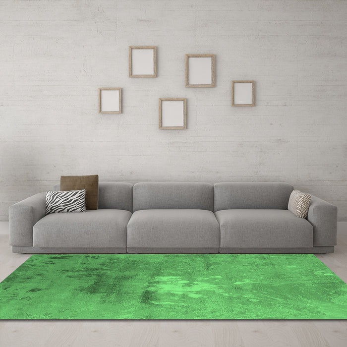 Machine Washable Oriental Emerald Green Industrial Area Rugs in a Living Room,, wshurb2487emgrn