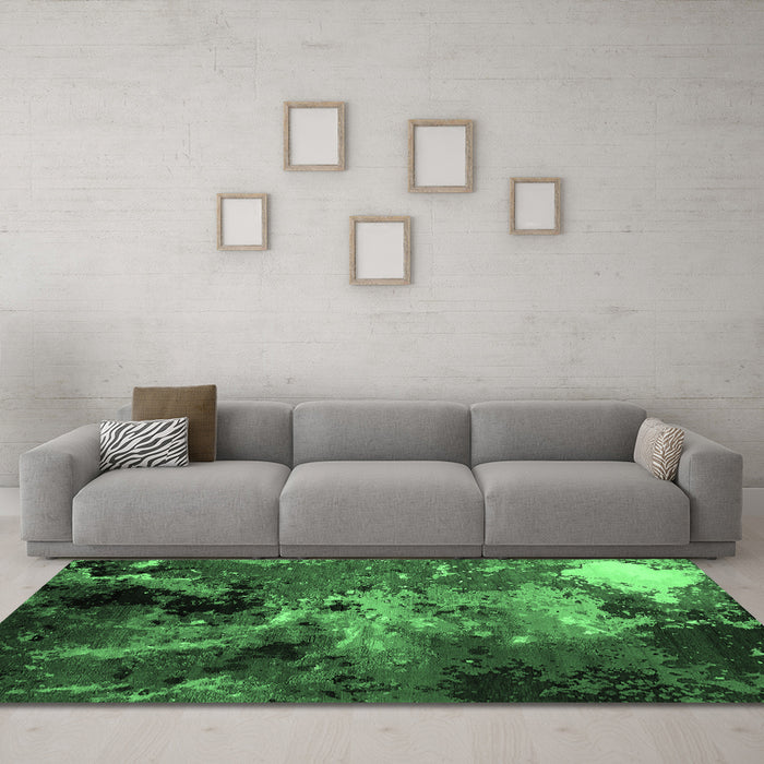 Machine Washable Oriental Emerald Green Industrial Area Rugs in a Living Room,, wshurb2488emgrn