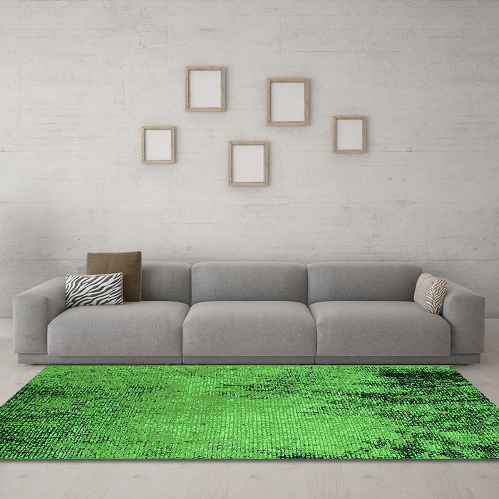 Machine Washable Oriental Green Industrial Area Rugs in a Living Room,, wshurb2491grn