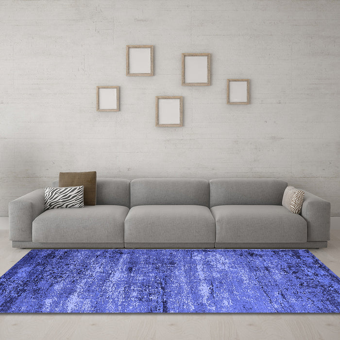 Machine Washable Oriental Blue Industrial Rug in a Living Room, wshurb2496blu