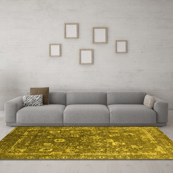 Machine Washable Oriental Yellow Industrial Rug in a Living Room, wshurb2498yw