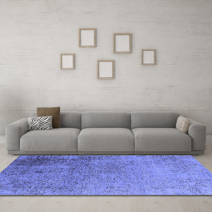 Machine Washable Oriental Blue Industrial Rug in a Living Room, wshurb2499blu