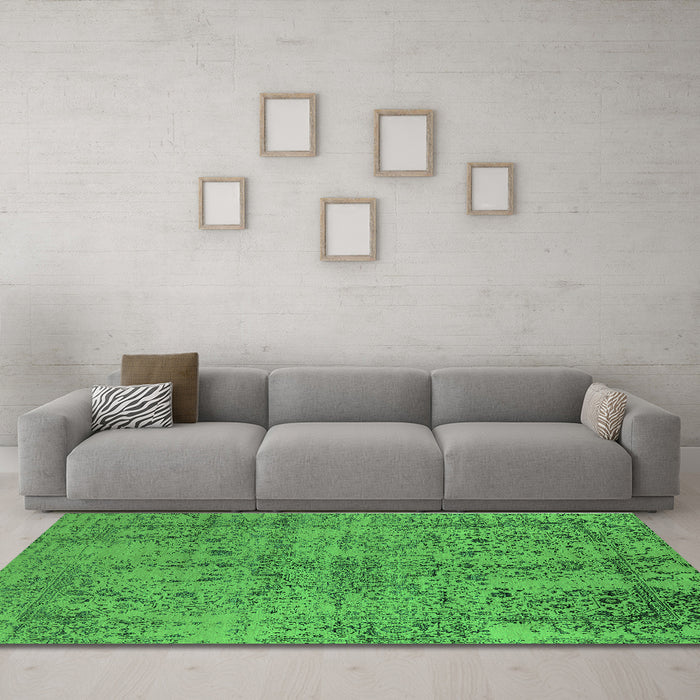 Machine Washable Oriental Green Industrial Area Rugs in a Living Room,, wshurb2504grn