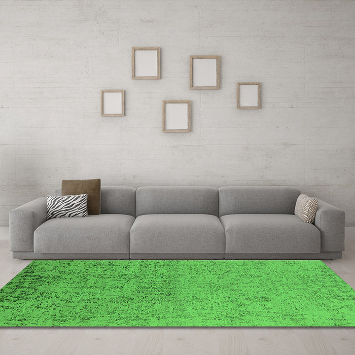 Machine Washable Oriental Green Industrial Area Rugs in a Living Room,, wshurb2507grn