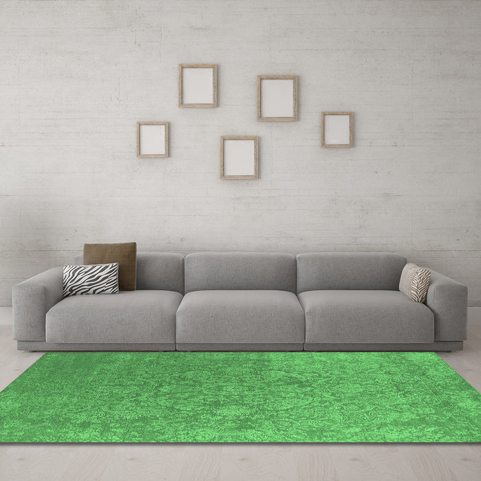 Machine Washable Oriental Emerald Green Industrial Area Rugs in a Living Room,, wshurb2509emgrn