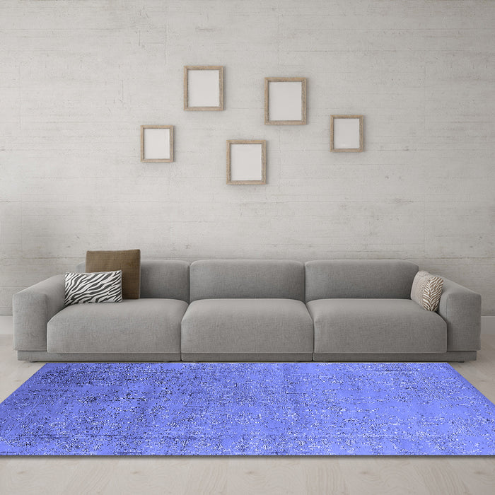 Machine Washable Oriental Blue Industrial Rug in a Living Room, wshurb2511blu