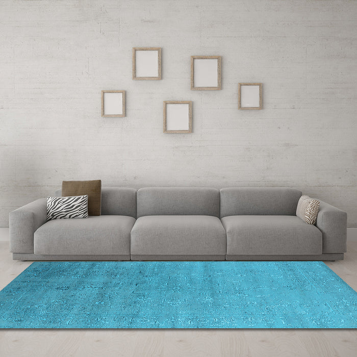 Machine Washable Oriental Light Blue Industrial Rug in a Living Room, wshurb2511lblu