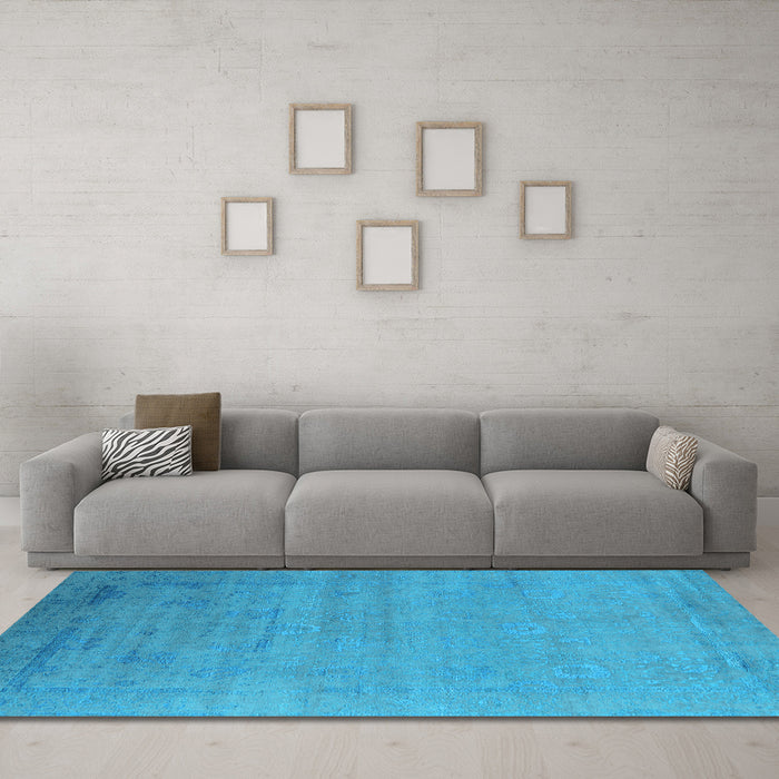 Machine Washable Oriental Light Blue Industrial Rug in a Living Room, wshurb2513lblu