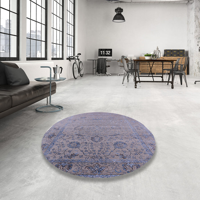 Round Mid-Century Modern French Lilac Purple Oriental Rug in a Office, urb2515