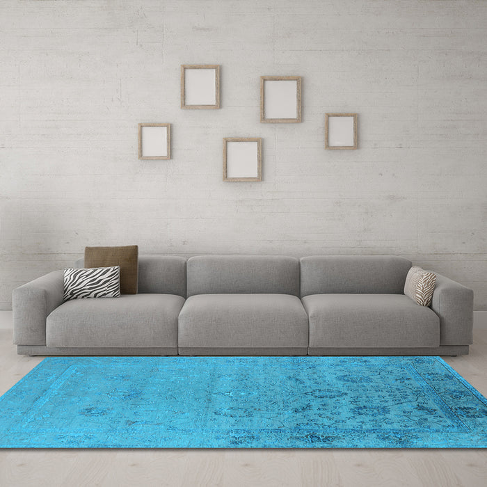 Machine Washable Oriental Light Blue Industrial Rug in a Living Room, wshurb2515lblu