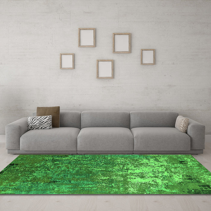 Machine Washable Oriental Green Industrial Area Rugs in a Living Room,, wshurb2522grn
