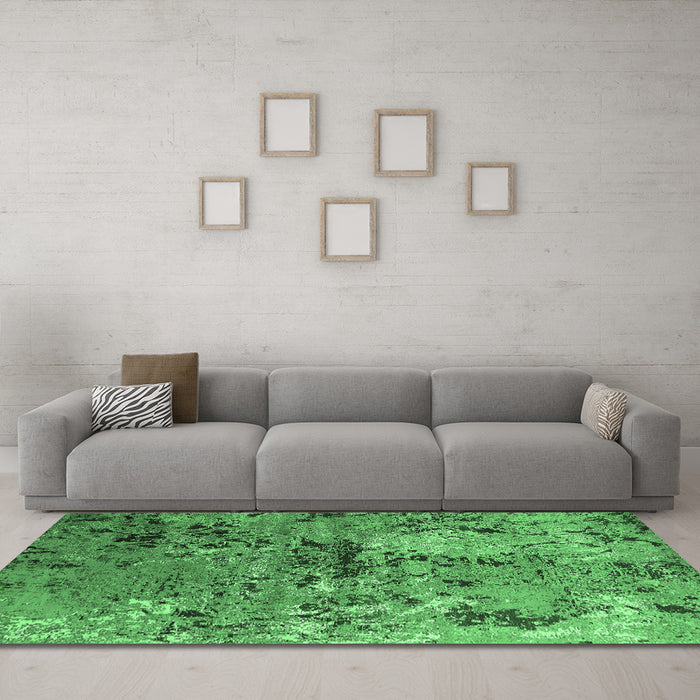 Machine Washable Oriental Emerald Green Industrial Area Rugs in a Living Room,, wshurb2525emgrn