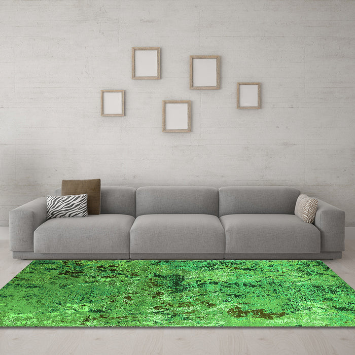 Machine Washable Oriental Green Industrial Area Rugs in a Living Room,, wshurb2525grn