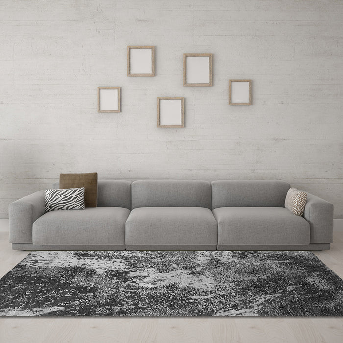 Machine Washable Oriental Gray Industrial Rug in a Living Room,, wshurb2527gry