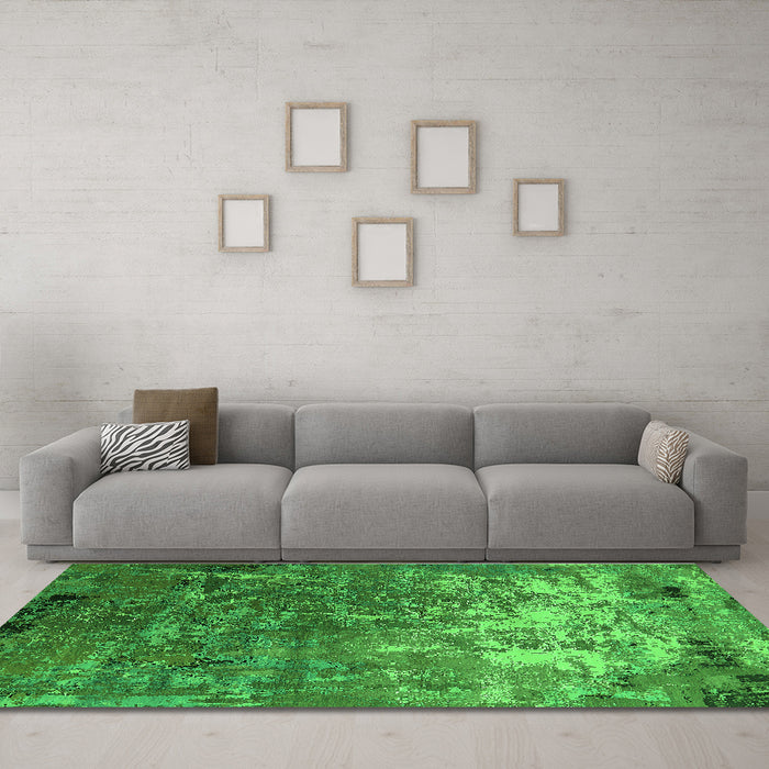 Machine Washable Oriental Green Industrial Area Rugs in a Living Room,, wshurb2529grn