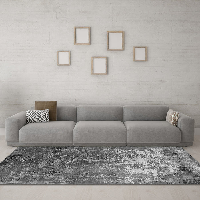 Machine Washable Oriental Gray Industrial Rug in a Living Room,, wshurb2529gry