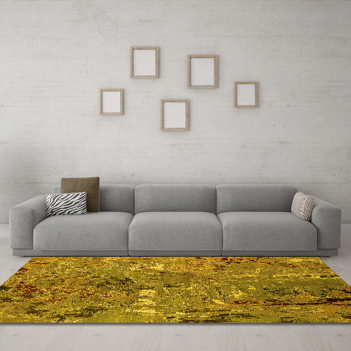 Machine Washable Oriental Yellow Industrial Rug in a Living Room, wshurb2530yw