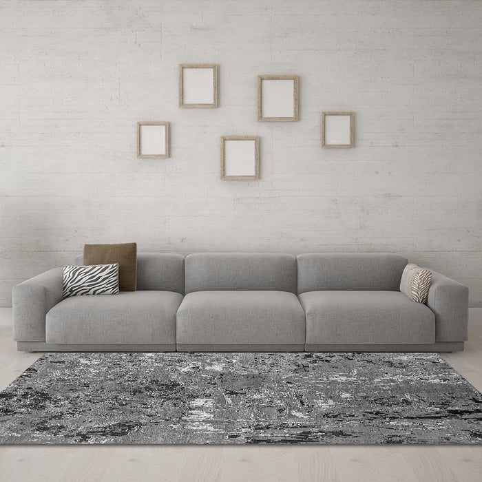 Machine Washable Oriental Gray Industrial Rug in a Living Room,, wshurb2530gry