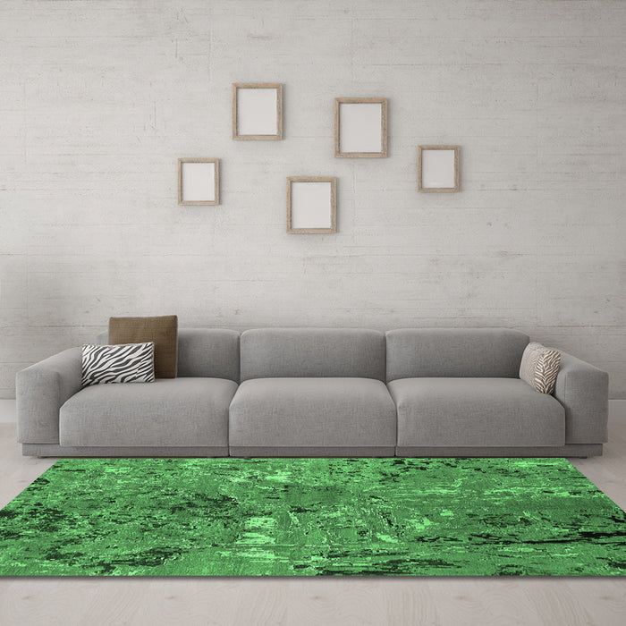 Machine Washable Oriental Emerald Green Industrial Area Rugs in a Living Room,, wshurb2530emgrn