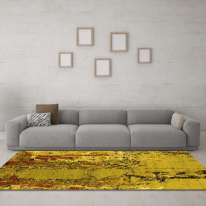 Machine Washable Oriental Yellow Industrial Rug in a Living Room, wshurb2531yw