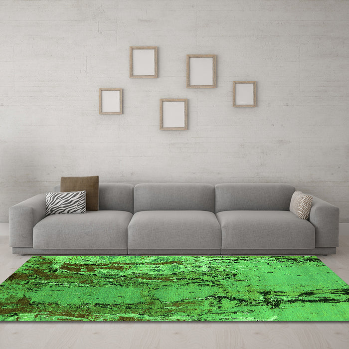 Machine Washable Oriental Green Industrial Area Rugs in a Living Room,, wshurb2531grn