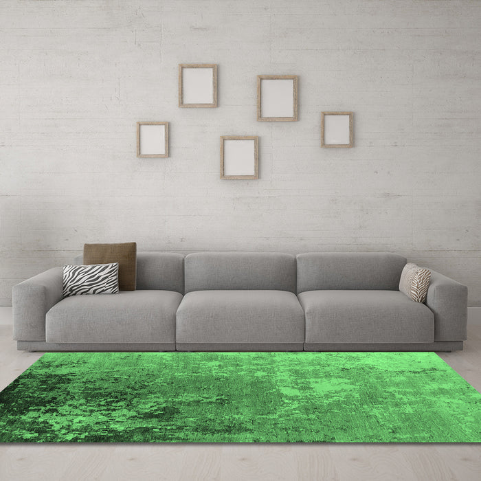 Machine Washable Oriental Emerald Green Industrial Area Rugs in a Living Room,, wshurb2534emgrn