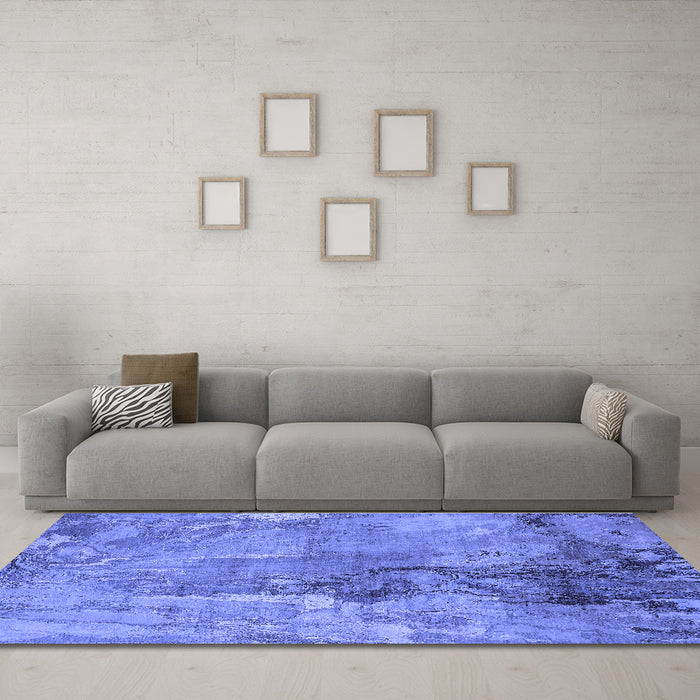 Machine Washable Oriental Blue Industrial Rug in a Living Room, wshurb2536blu